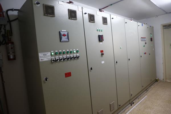 cba0274f41b84a70a1581fd78157a773